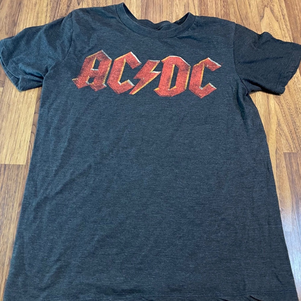AC/DC Graphic T-Shirt Mens Small Charcoal Heather Gray Band Tee Rock 2021 Cotton